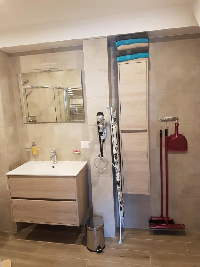 Liuto Apartamentai Juodkrante Bagian luar foto