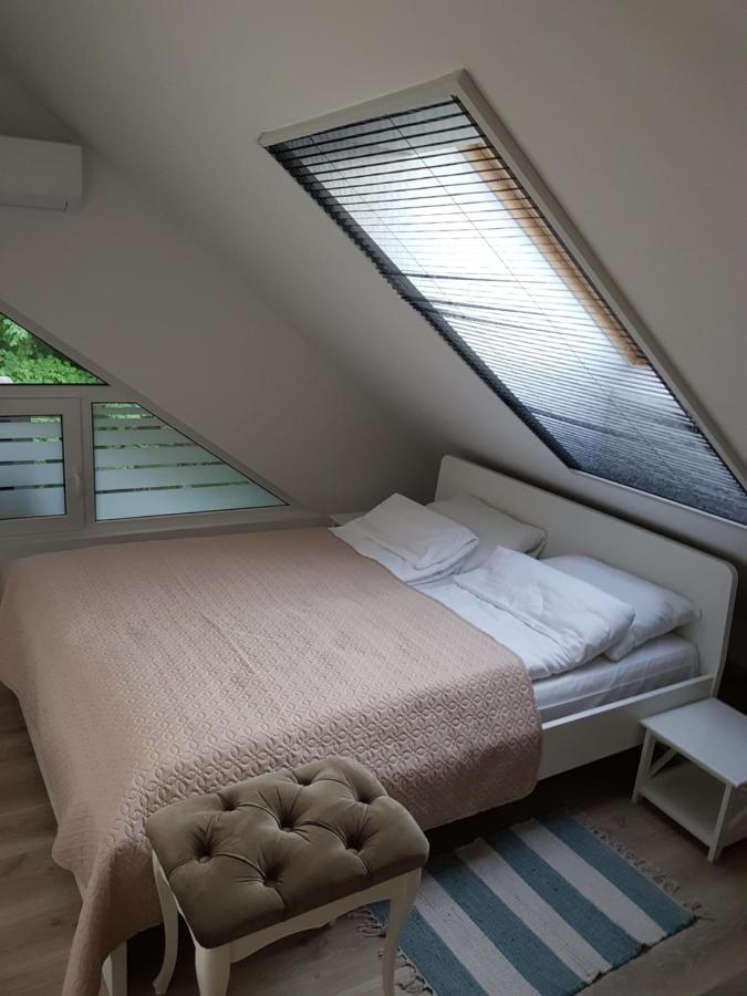 Liuto Apartamentai Juodkrante Bagian luar foto