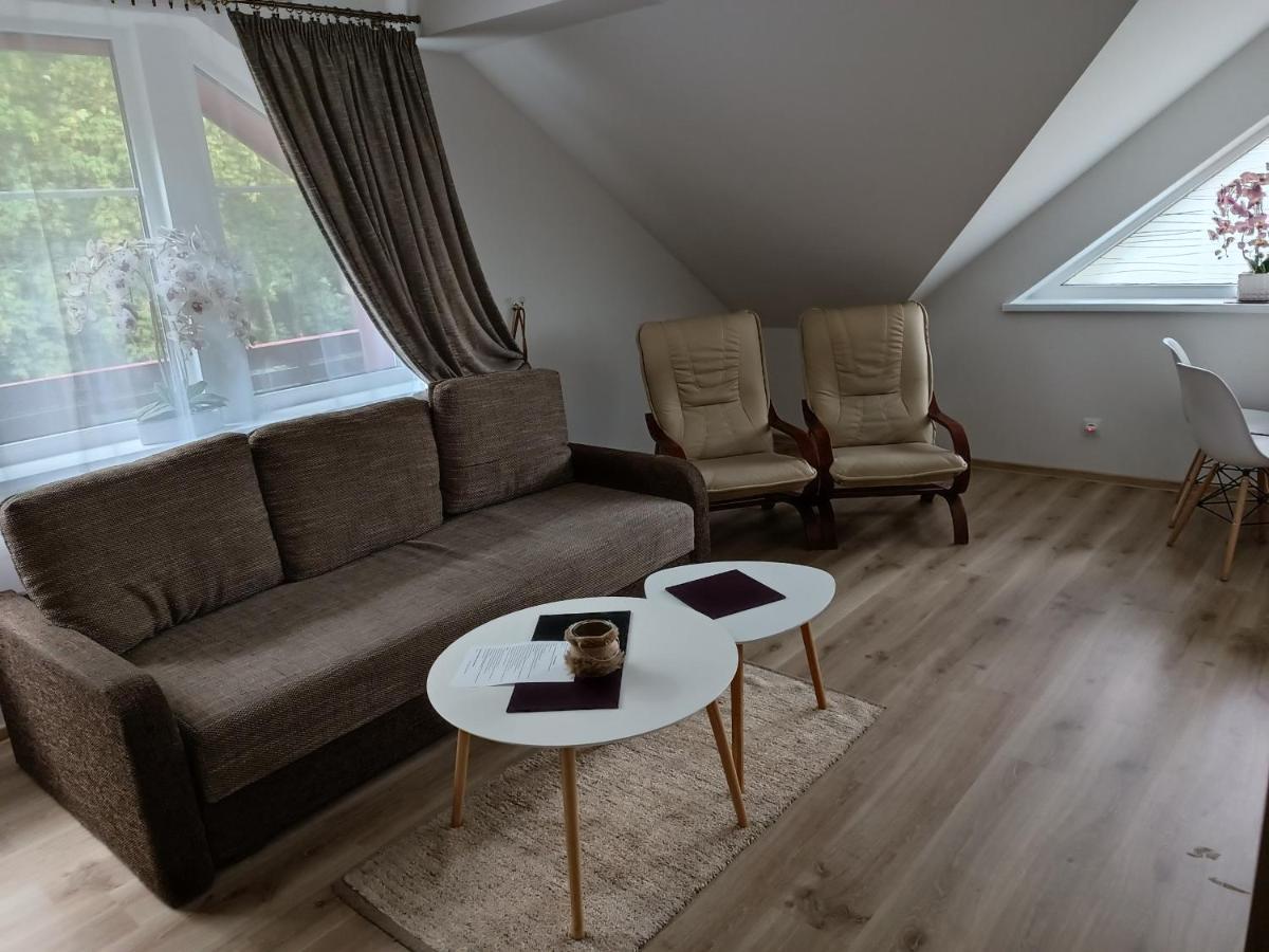 Liuto Apartamentai Juodkrante Bagian luar foto