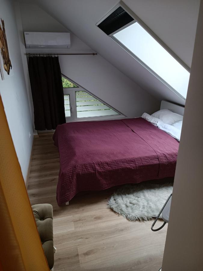 Liuto Apartamentai Juodkrante Bagian luar foto