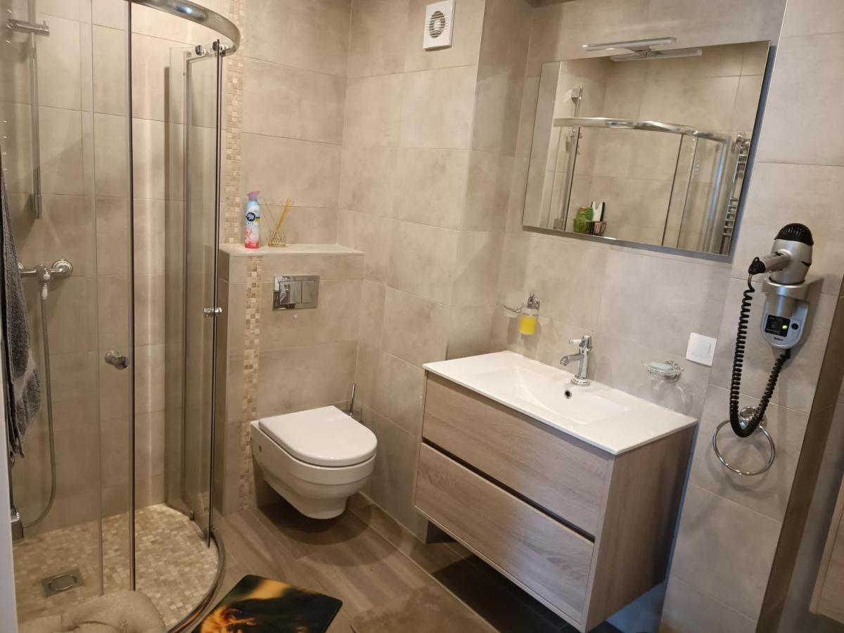 Liuto Apartamentai Juodkrante Bagian luar foto